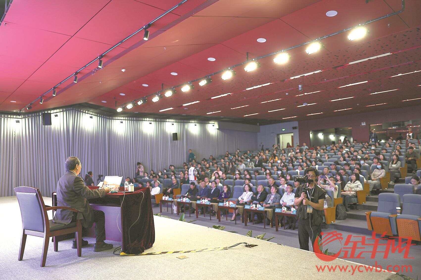 潮中如何守住城市文化的“根”？开元棋牌网站陈平原：在时代大(图2)